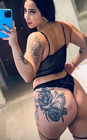 Clara.pereira302 leaked photo #7