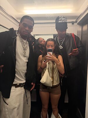 clara.west leaked photo #6
