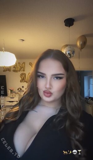 Claudia.ptl Nude Leaked Photo #6