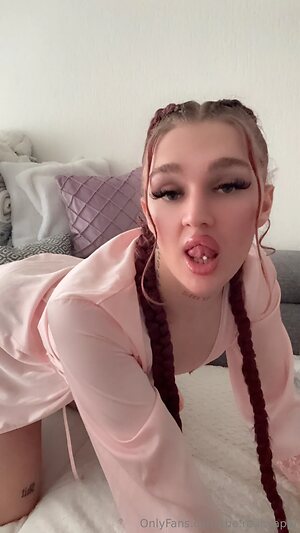 Cleobadb Cleobadbb Nude Leaked Photo #23