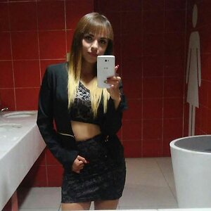 Clio Campos leaked photo #6