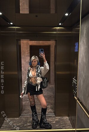 Cloudy DJ Nude Leaked Photo #15