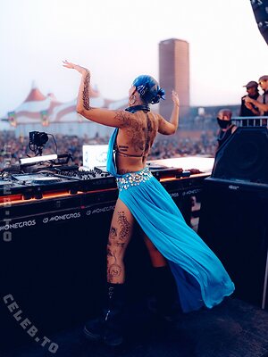 Cloudy DJ Nude Leaked Photo #109