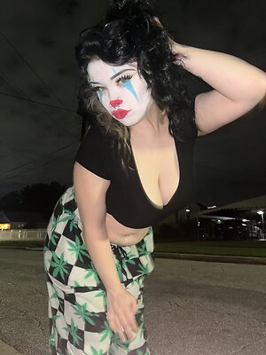 clown.mama leaked photo #13
