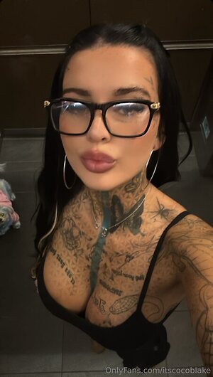Coco Blake photo