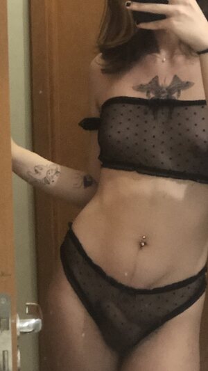coebruxa666 Nude Leaked Photo #3