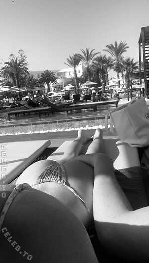 Coliendk Nude Leaked Photo #14