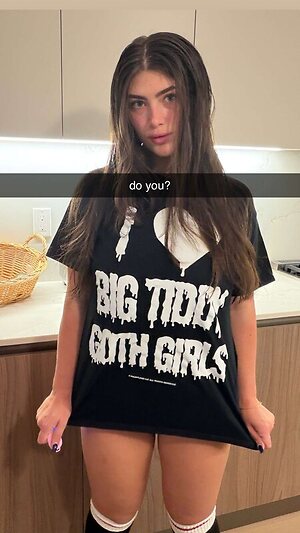 Colleen Sheehan Social Media Thread leaked photo #6