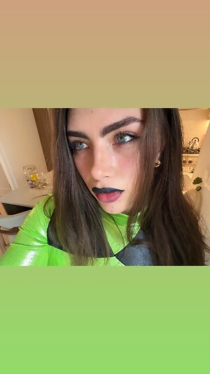 Colleen Sheehan Social Media Thread leaked photo #108