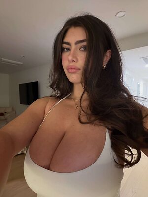 Colleen Sheehan Social Media Thread leaked photo #161