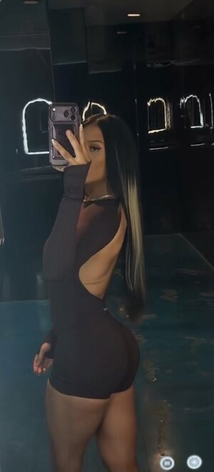 Cora Jade