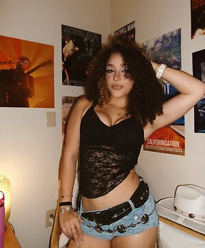 Corinne Joy leaked photo #13