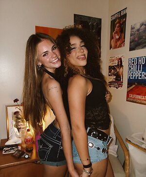 Corinne Joy leaked photo #15