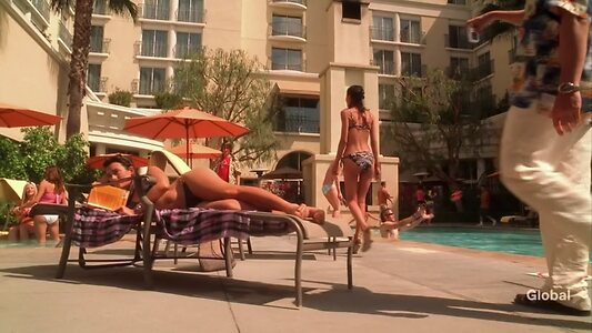 Cote De Pablo leaked photo #8