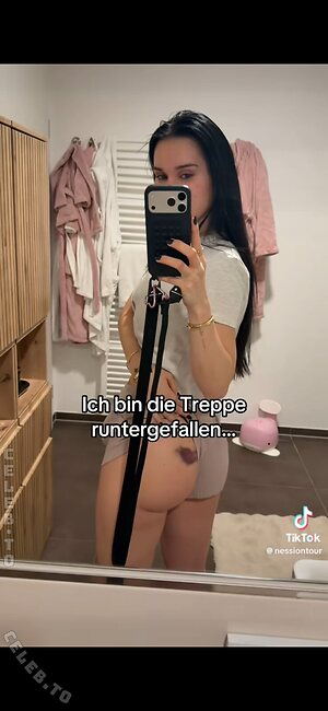 Coupleontour Nude Leaked Photo #4