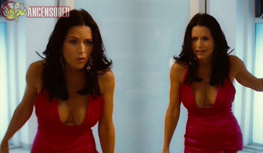 Courteney Cox