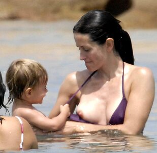 Courteney Cox leaked photo #90
