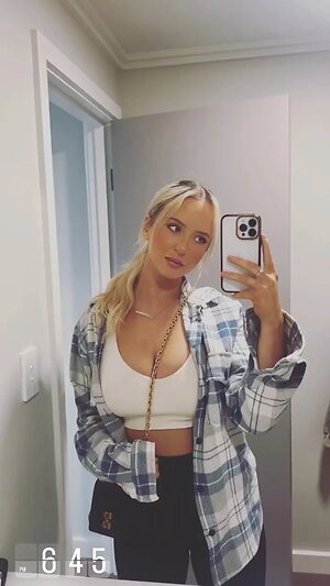 Courtney B Nude Leaked Photo #54
