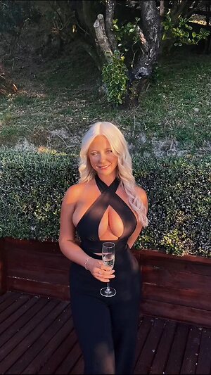 Courtney B leaked photo #59