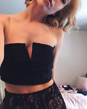 Courtney Miller leaked photo #52