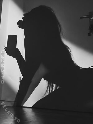 Craengiefourtwenty leaked photo #3
