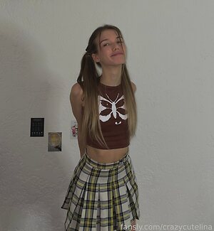 crazycutelina leaked photo #39