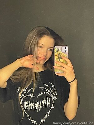 crazycutelina leaked photo #74