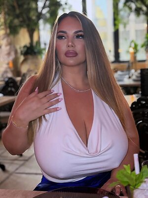 Cristina C leaked photo #59