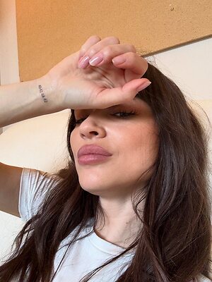 Crystal Reed leaked photo #83