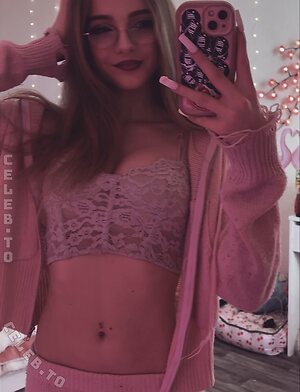 crystalmarykitty photo