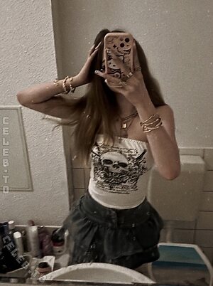 crystalmarykitty photo
