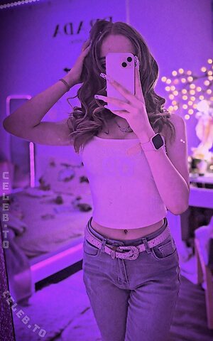 crystalmarykitty Nude Leaked Photo #54