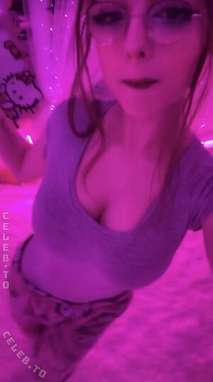crystalmarykitty Nude Leaked Photo #79