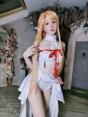 Cute Foxy Feet Nude Leaked Photo #61