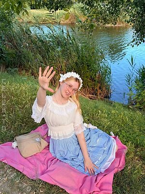 Cute Foxy Feet Nude Leaked Photo #78