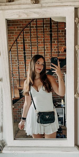 CuzImSara photo