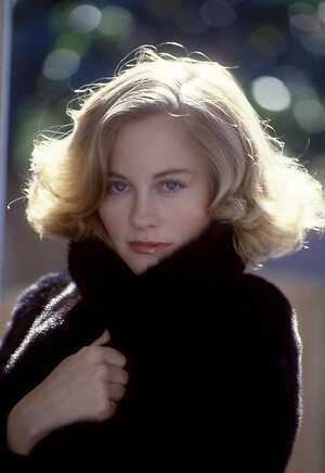 Cybill Shepherd leaked photo #7