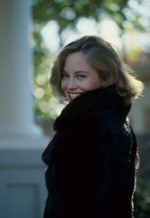 Cybill Shepherd leaked photo #14