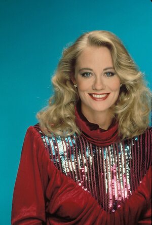 Cybill Shepherd Nude Leaked Photo #27