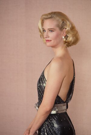 Cybill Shepherd Nude Leaked Photo #29