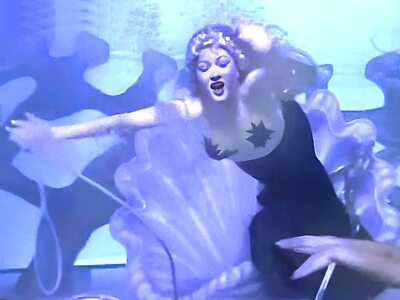 Cyndi Lauper leaked photo #10