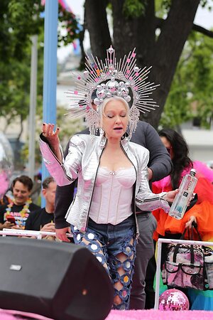 Cyndi Lauper leaked photo #23