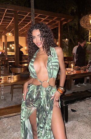 Dadou Nude Leaked Photo #10