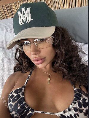 Dadou Nude Leaked Photo #39