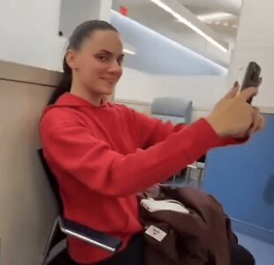 Dafne Keen leaked photo #77