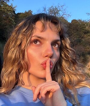 Dafne Keen leaked photo #82