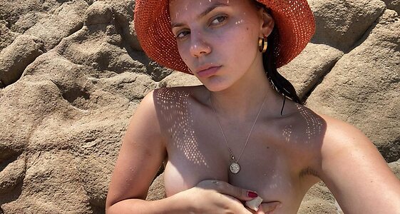 Dafne Keen