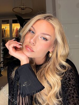 Dagi Bee Nude Leaked Photo #6