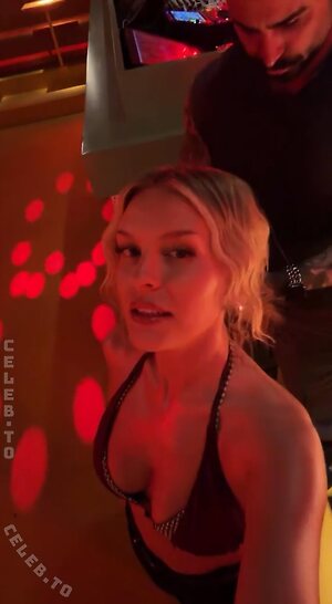 Dagi Bee photo