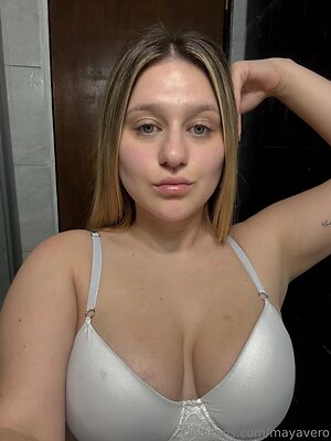 Daiana Idzi leaked photo #15